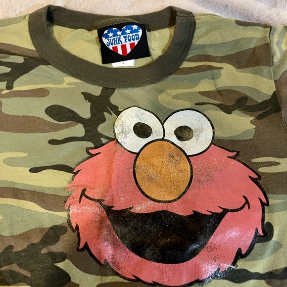 Junk Food Camo Elmo Tee - Picture 2 of 6
